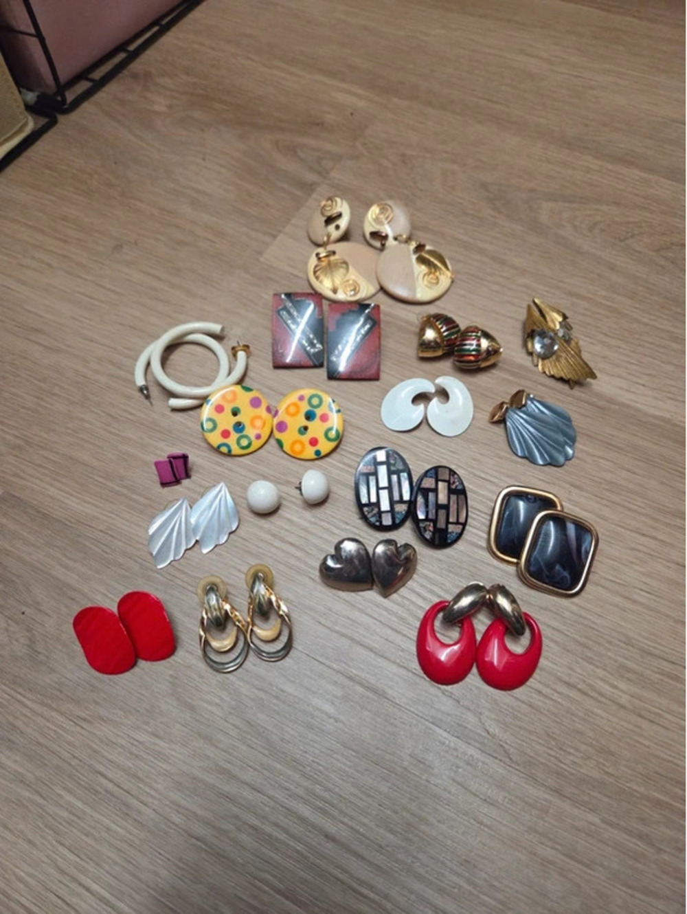 80s earring lot. 17 pair